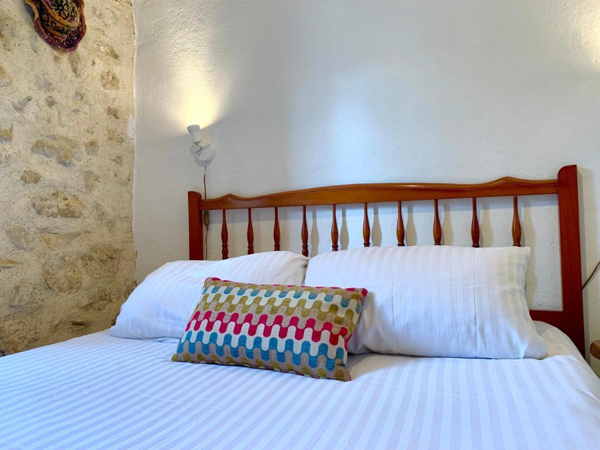 Le Prosper Bed & Breakfast Марсиак Екстериор снимка