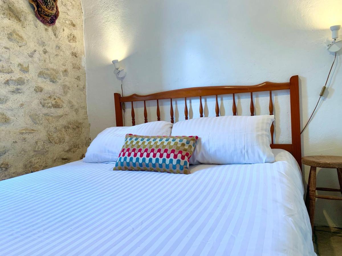 Le Prosper Bed & Breakfast Марсиак Екстериор снимка